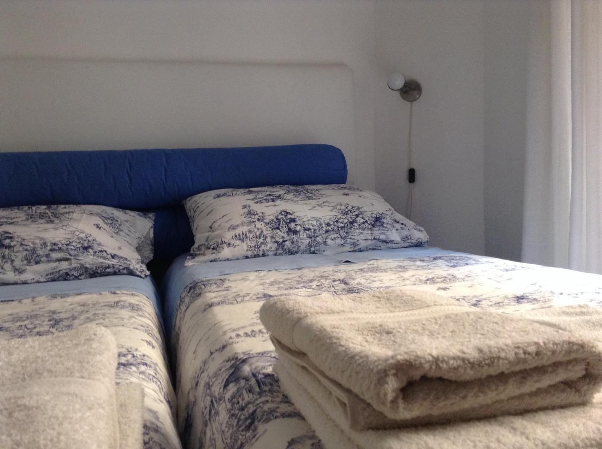 2 Be Home Colosseo Roma Habitación foto